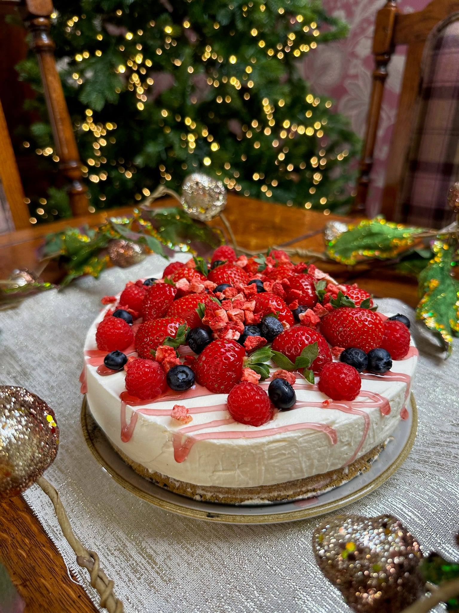 Christmas -  8" to 11" Cheesecake's