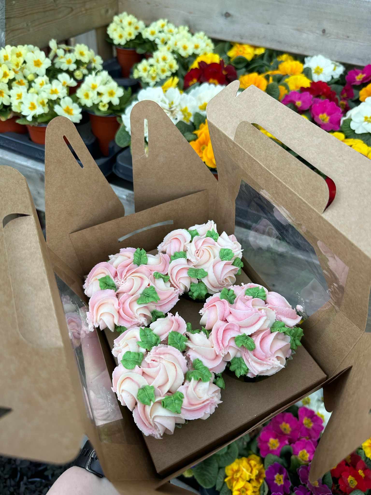 Flower Cupcakes - Set of 4