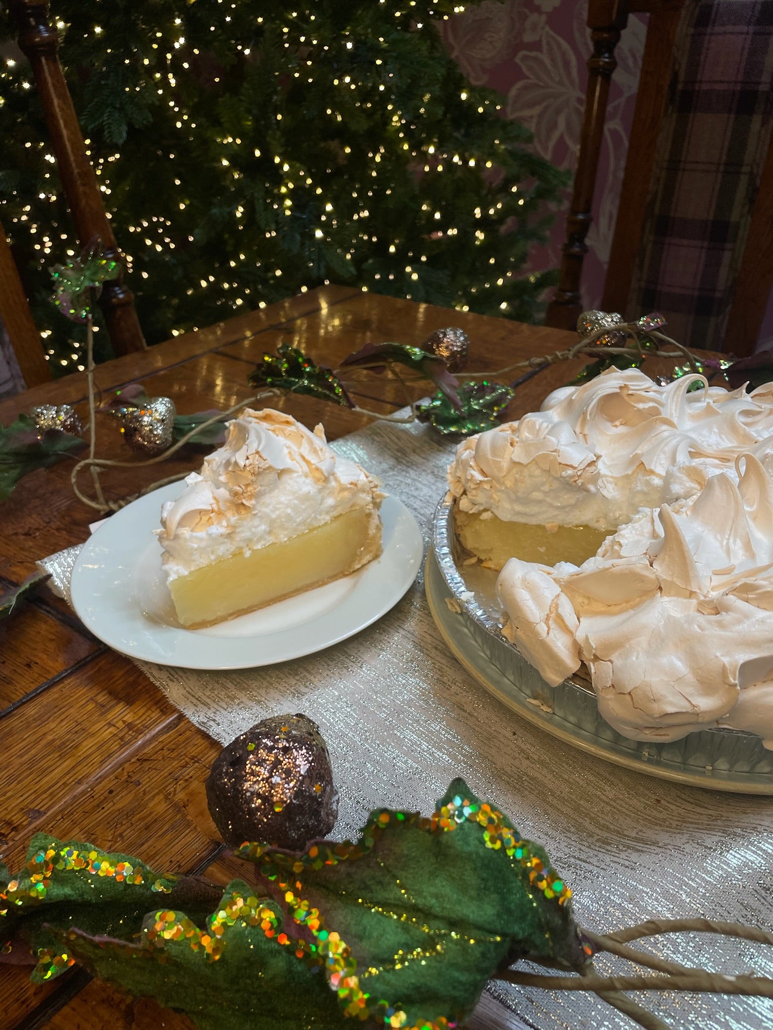 Christmas - 8" Lemon Meringue Pie