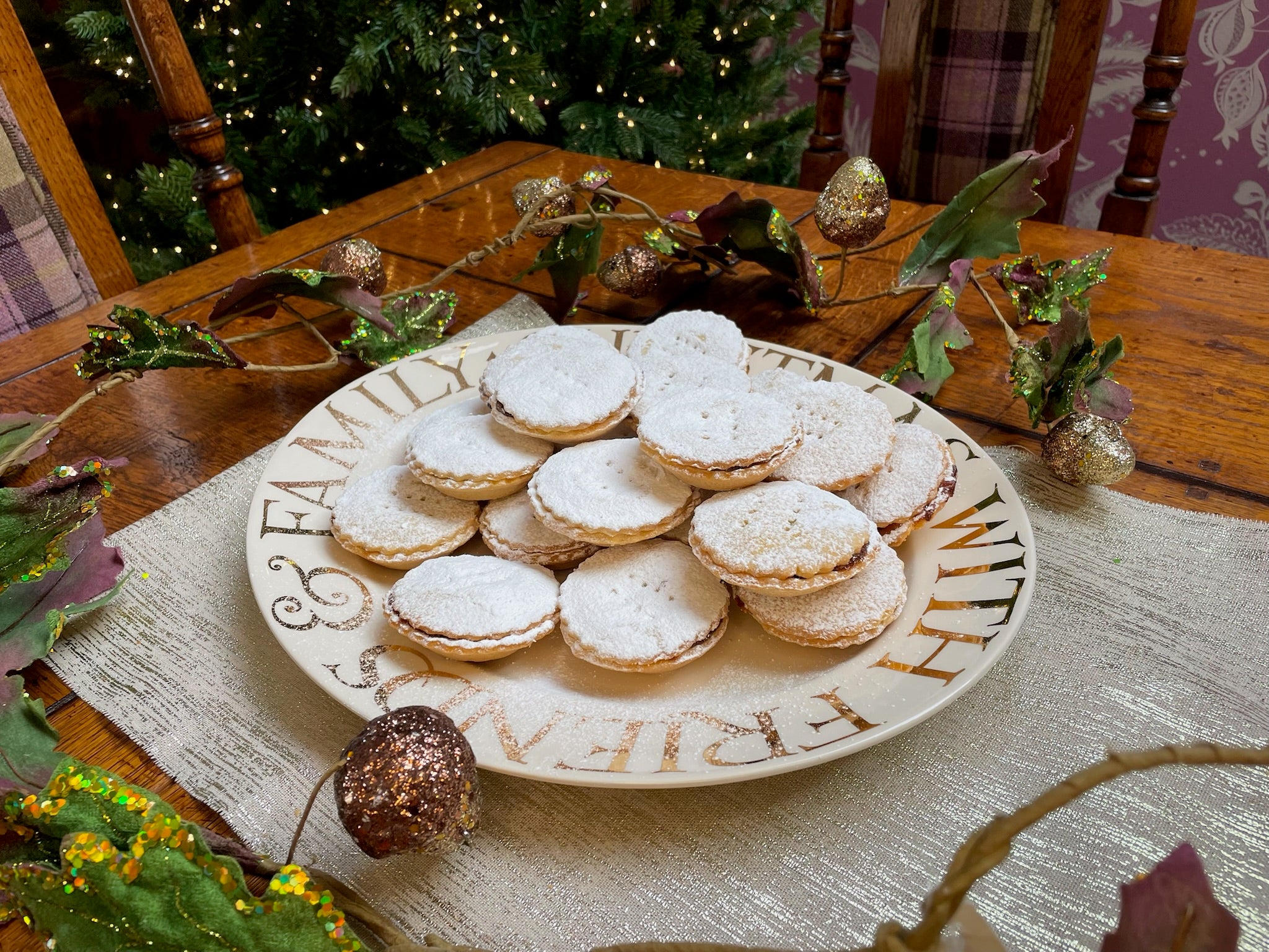 Christmas - Mince Pies (Pack of 6)