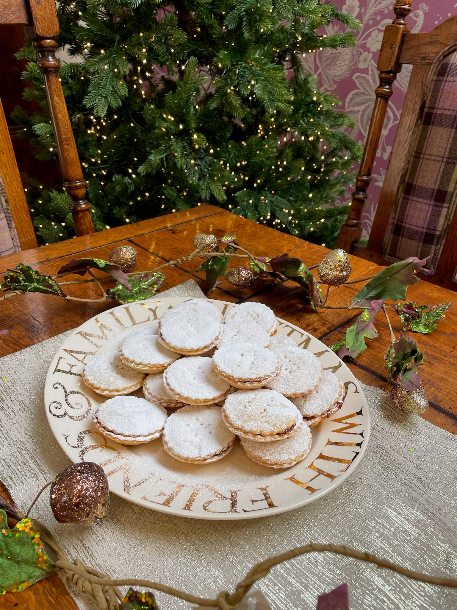 Christmas - Mince Pies (Pack of 6)